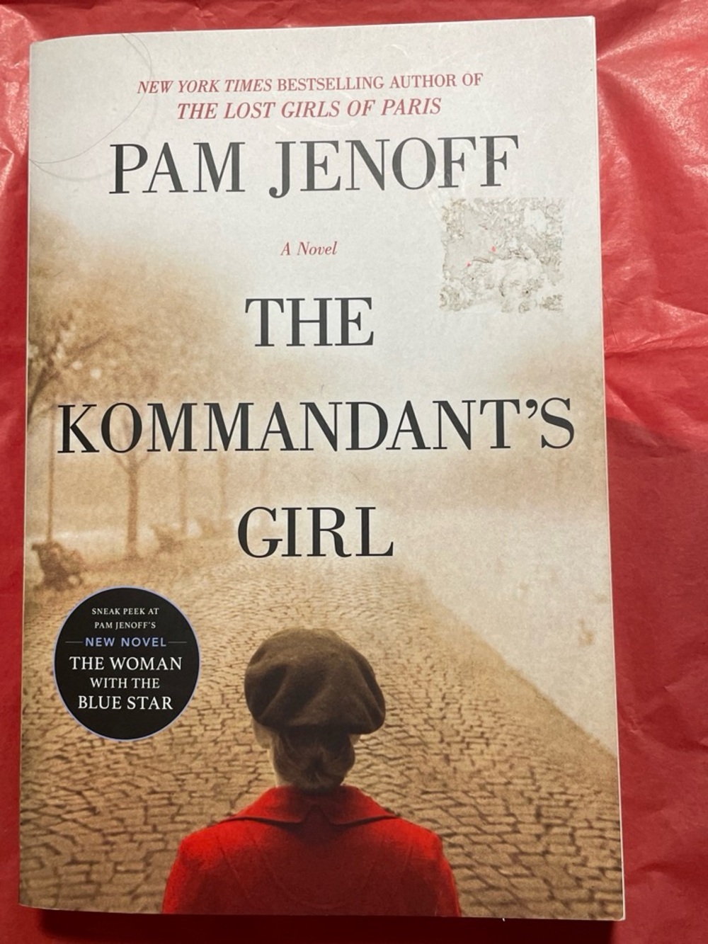 Pam Jenoff — The Kommandant's Girl (Red Accents)